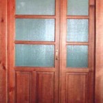 Дверь из массива сосны, полуторная, цвет «венге»